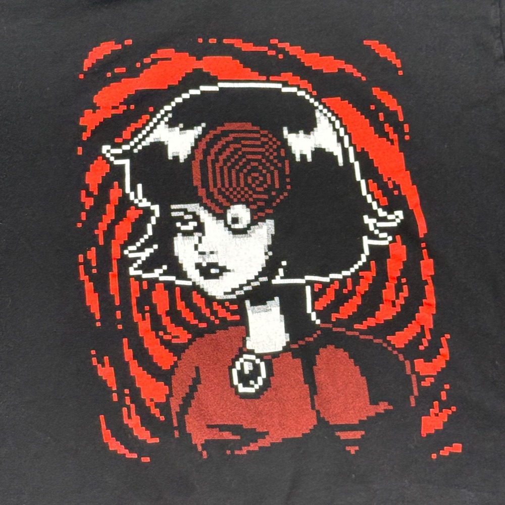 World of Horror Kirie T Shirt Mens L Black Pixel Art Horror Gaming Tultex